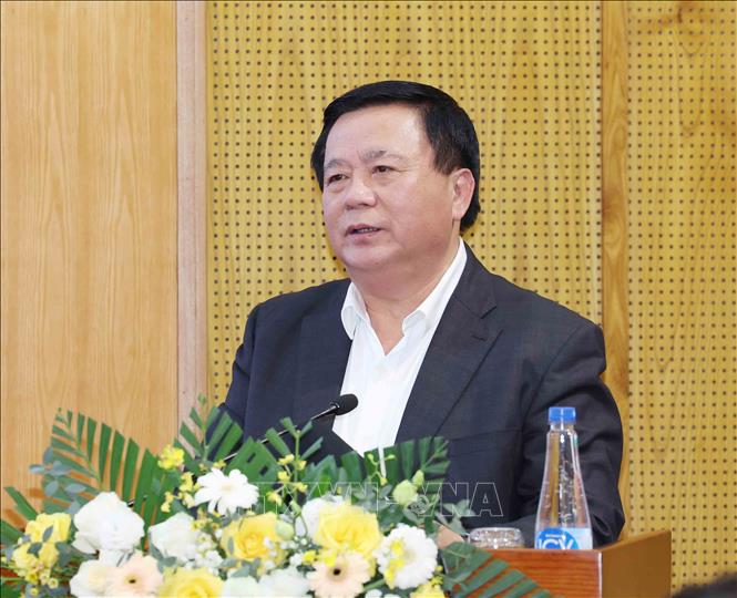 Đồng chí Nguyễn Xuân Thắng, Uỷ viên Bộ Chính trị, Chủ tịch Hội đồng Lý luận Trung ương, Giám đốc Học viện Chính trị Quốc gia Hồ Chí Minh phát biểu tại hội nghị. Ảnh: Phương Hoa - TTXVN