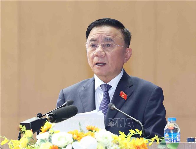 Đồng chí Trần Cẩm Tú, Uỷ viên Bộ Chính trị, Thường trực Ban Bí thư phát biểu tại Hội nghị tiếp xúc cử tri tỉnh Lào Cai. Ảnh: Phương Hoa – TTXVN