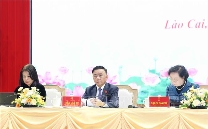 Các đại biểu tham dự Hội nghị tiếp xúc cử tri tỉnh Lào Cai sau Kỳ họp thứ 10. Ảnh: Phương Hoa - TTXVN