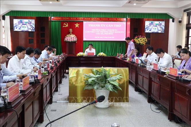 Quang cảnh buổi làm việc. Ảnh: Trung Kiên - TTXVN