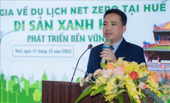 Ông Trần Hữu Thuỳ Giang, Phó Chủ tịch UBND thành phố Huế phát biểu. Ảnh: Văn Dũng-TTXVN