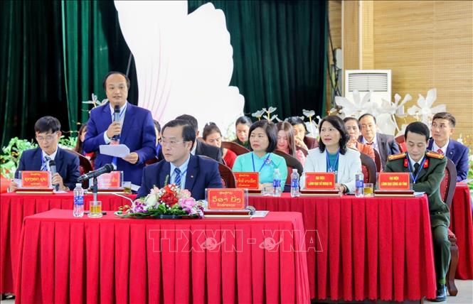 The delegation of Dien Bien province at the meeting. VNA/Photo by courtesy