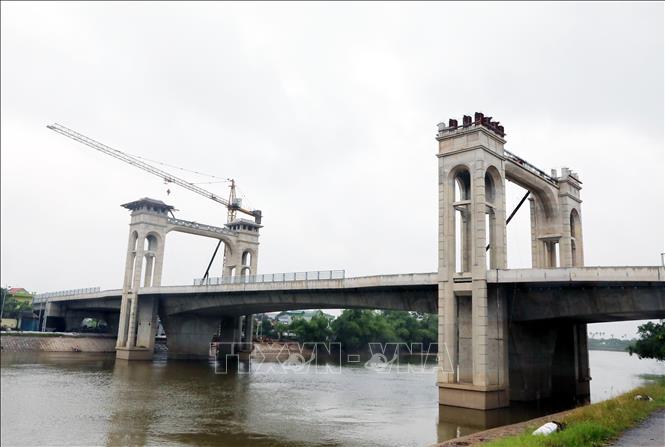 Khởi công từ năm 2022, Cầu Tân Lang sẵn sàng cho lễ khánh thành vào ngày 19/12/2025. Ảnh: Thanh Tuấn - TTXVN