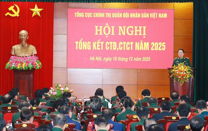 Đại tướng Nguyễn Trọng Nghĩa, Chủ nhiệm Tổng cục Chính trị QĐND Việt Nam phát biểu kết luận hội nghị. Ảnh: Trọng Đức - TTXVN