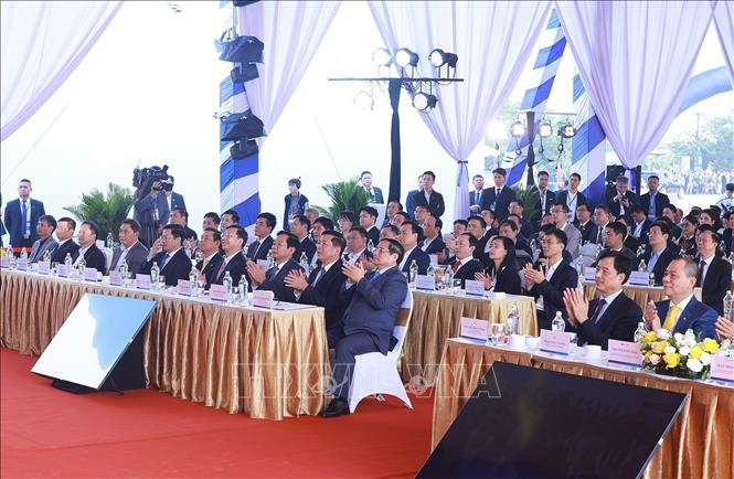 Thủ tướng Phạm Minh Chính dự khởi công Dự án đầu tư xây dựng khu đô thị thể thao Olympic, Hà Nội. Ảnh: Dương Giang-TTXVN
