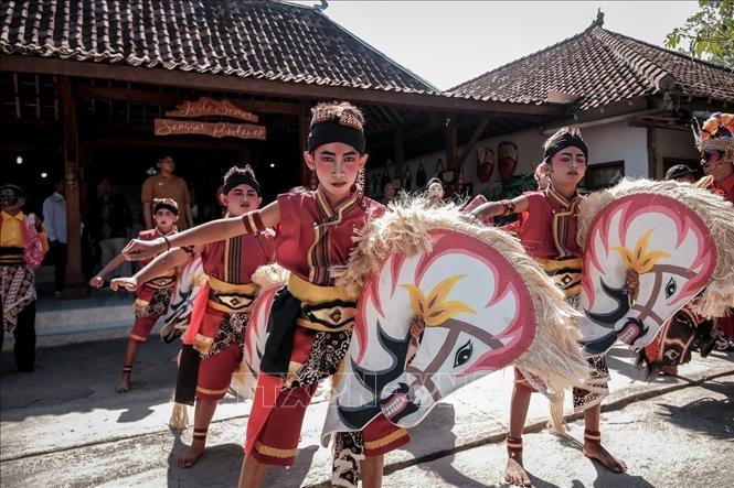 Lễ hội đặc sắc ở nhiều địa phương của Indonensia thu hút du khách quốc tế. Ảnh: TTXVN phát 