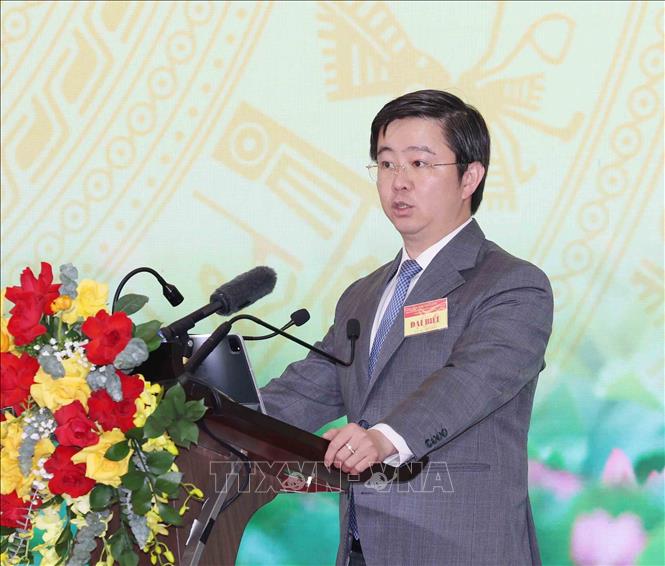 Đồng chí Bùi Hoàng Phương, Thứ trưởng Bộ Khoa học và Công nghệ trình bày tham luận tại hội nghị. Ảnh: Phương Hoa - TTXVN