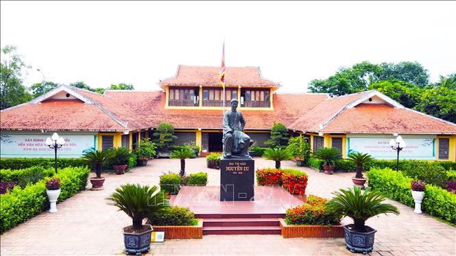 Khu lưu niệm Nguyễn Du tại xã Tiên Điền. Ảnh: Hữu Quyết - TTXVN