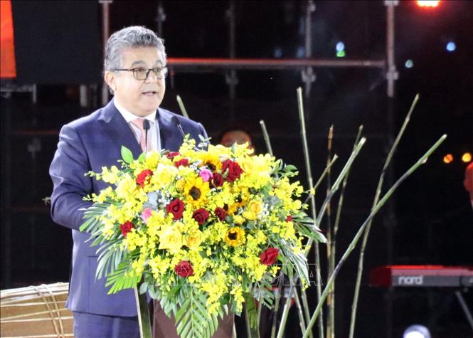 Ông Saadi H.M Salama, Đại sứ đặc mệnh toàn quyền Nhà nước Palestine tại Việt Nam, Trưởng Đoàn Ngoại giao nước ngoài tại Việt Nam phát biểu tại Đêm hội hòa âm cồng chiêng Đông Nam Á 2025. Ảnh Chu Quốc Hùng - TTXVN

