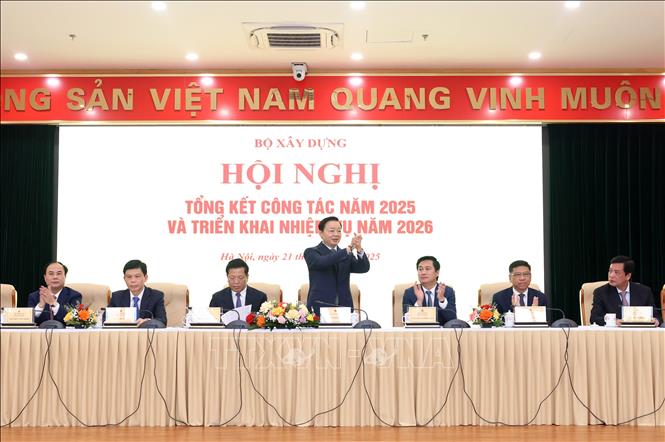 Phó Thủ tướng Chính phủ Trần Hồng Hà dự Hội nghị tổng kết công tác năm 2025 và triển khai nhiệm vụ năm 2026 của Bộ Xây dựng. Ảnh: Quốc Khánh - TTXVN