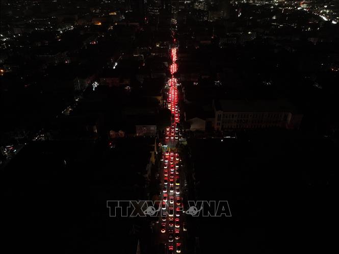 Giao thông đình trệ do mất điện diện rộng tại San Francisco, bang California, Mỹ ngày 20/12/2025. Ảnh: AA/TTXVN