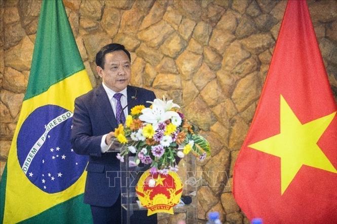 Vietnamese Ambassador to Brazil and Guyana Bui Van Nghi speaks at the gathering. VNA Photo/Vietnamese Embassy in Brazil.