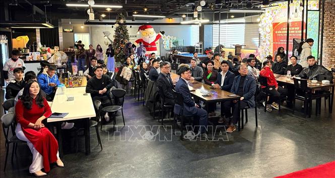 Các đại biểu và đại diện bà con đồng hương Bắc Ninh mới phấn khởi có mặt tại buổi lễ. Ảnh: Đức Thắng P/v TTXVN tại Hàn Quốc

