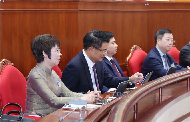 Delegates attend the meeting. VNA Photo