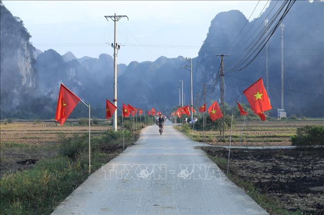 Đường dẫn vào những vùng leo núi của Yên Thịnh, xã Hữu Liên, tỉnh Lạng Sơn. Ảnh: Anh Tuấn - TTXVN 