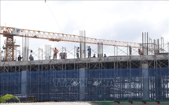 Dự án bệnh viện Đa khoa tỉnh Cà Mau đang trong giai đoạn đẩy nhanh tiến độ thi công. Ảnh: Tuấn Phi - TTXVN