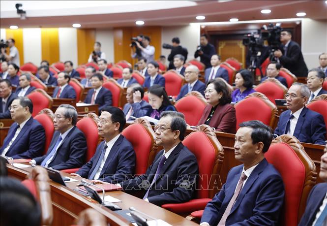 Các đại biểu dự phiên bế mạc Hội nghị lần thứ 15 Ban Chấp hành Trung ương Đảng khoá XIII. Ảnh: Thống Nhất - TTXVN