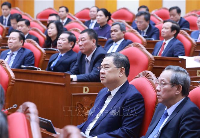 Các đại biểu dự phiên bế mạc Hội nghị lần thứ 15 Ban Chấp hành Trung ương Đảng khoá XIII. Ảnh: Thống Nhất - TTXVN