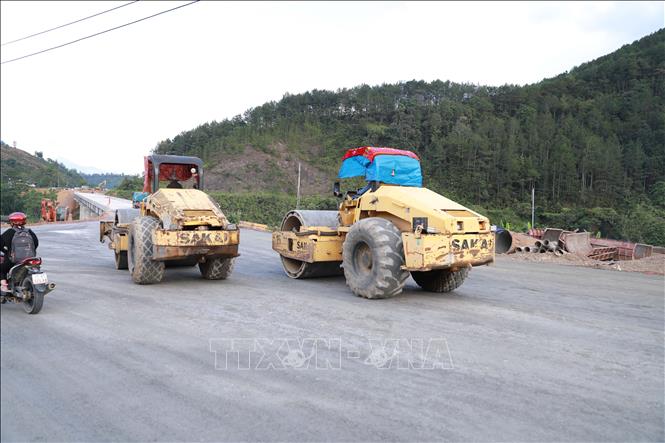 Đường nối cao tốc Nội Bài - Lào Cai với tỉnh Lai Châu sắp hình thành, hứa hẹn tạo đột phá cho tỉnh. Ảnh: Việt Dũng - TTXVN