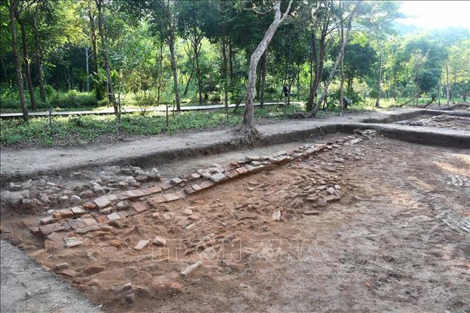 An archaeological research and excavation programme carried out in July 2025 uncovers a road section to the east of Tower K measuring about 75m in length and 9m in width. VNA Photo: Đoàn Hữu Trung