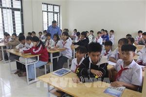 Hơn 10.000 tiết dạy thừa: Gánh nặng chưa được "cởi trói”