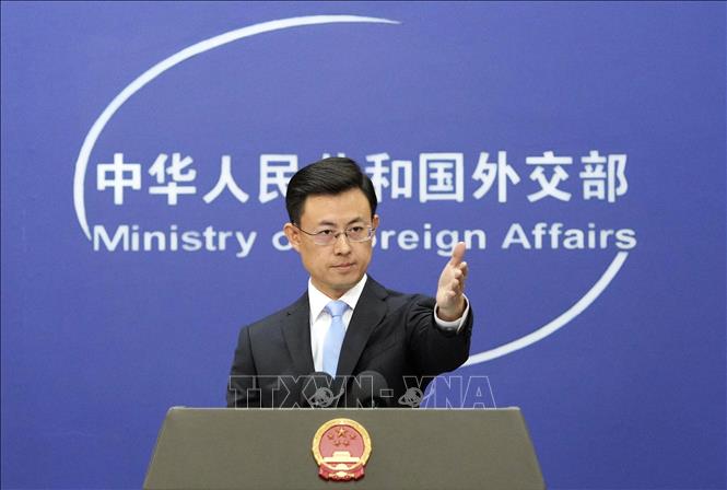 Ngày 3/4/2025, người phát ngôn Bộ Ngoại giao Trung Quốc Quách Gia Khôn (ảnh) cho biết các mức thuế quan mà Mỹ mới công bố đã vi phạm nghiêm trọng các quy tắc của Tổ chức Thương mại thế giới (WTO) và gây tổn hại đến hệ thống thương mại đa phương dựa trên luật lệ. Ảnh: Kyodo/TTXVN  