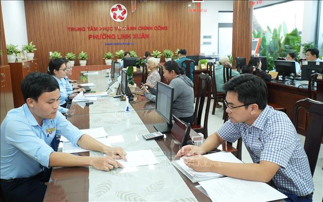 Phường Linh Xuân xem việc đẩy mạnh chuyển đổi số là 