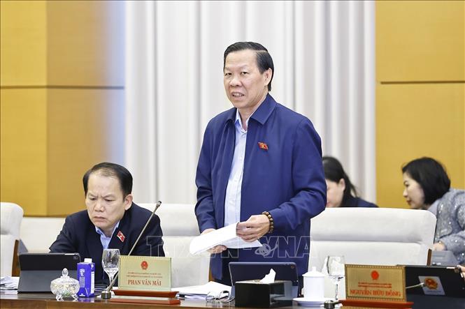 Chủ nhiệm Ủy ban Kinh tế và Tài chính của Quốc hội Phan Văn Mãi phát biểu. Ảnh: Doãn Tấn - TTXVN