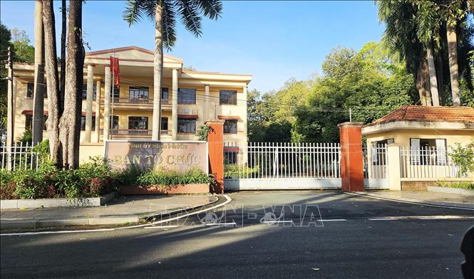 UBND phường Bình Phước tiếp nhận và sử dụng các phòng ban trong khu trung tâm hành chính tỉnh Bình Phước (cũ). Ảnh: Đậu Tất Thành – TTXVN