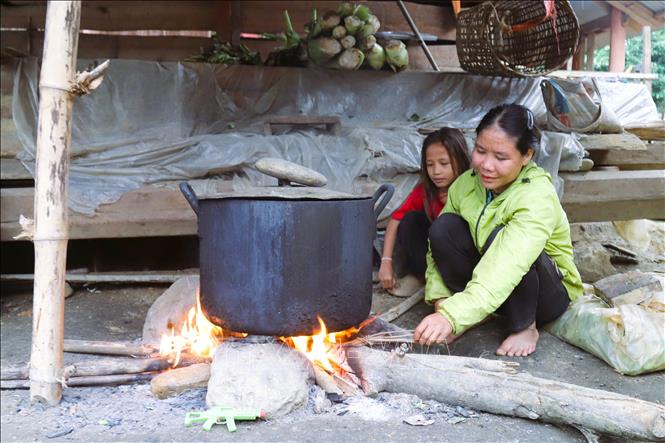 Dan Lai people nowadays are building a stable life. VNA Photo: Xuân Tiến