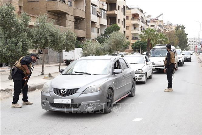 Lực lượng an ninh Syria tuần tra tại Damascus. Ảnh: THX/TTXVN