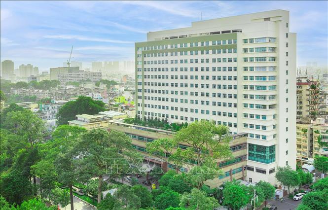 Tòa nhà khang trang, hiện đại của Bệnh viện Đại học Y dược Thành phố Hồ Chí Minh. Ảnh: TTXVN phát