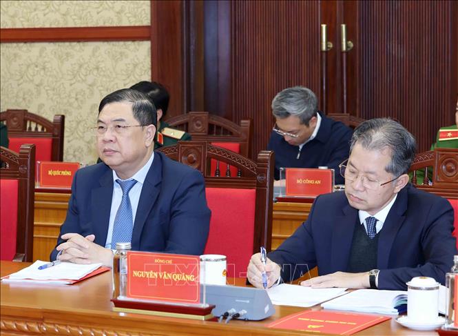 Các thành viên Ban Chỉ đạo và cơ quan chức năng dự phiên họp. Ảnh: Phương Hoa - TTXVN