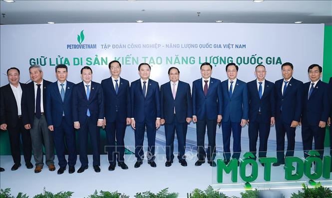 Thủ tướng Phạm Minh Chính với các đại biểu dự hội nghị. Ảnh: Dương Giang-TTXVN
