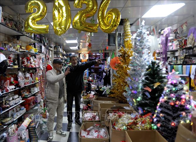 Chợ Giáng sinh ở Baghdad, Iraq. Ảnh: THX/TTXVN