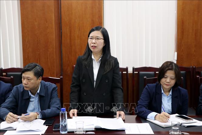 Đại diện Công ty TNHH Một thành viên Đầu tư phát triển Thủy lợi Hà Nội phát biểu tại cuộc họp. Ảnh: Mạnh Tú - TTXVN