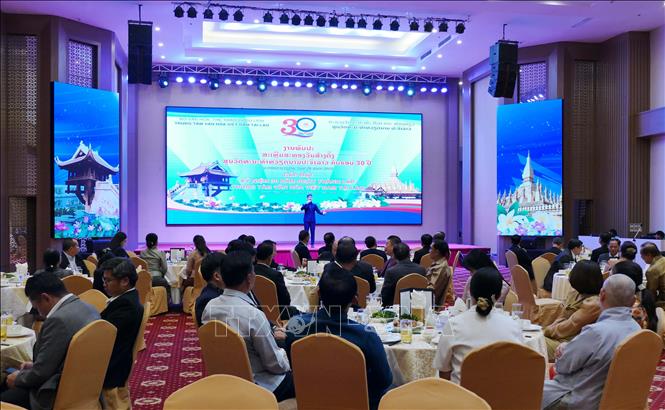 Quang cảnh Kỷ niệm 30 năm thành lập Trung tâm Văn hóa Việt Nam tại Lào. Ảnh: Xuân Tú - PV TTXVN tại Lào