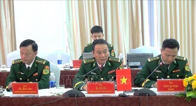 The delegation of the Quang Tri Border Guard Command at the talks. VNA/Photo by courtesy
