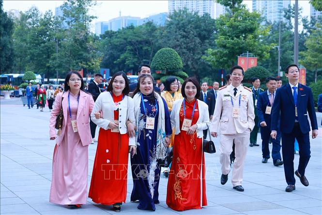 Các đại biểu đến dự Đại hội Thi đua yêu nước lần thứ XI. Ảnh: Dương Giang-TTXVN 
