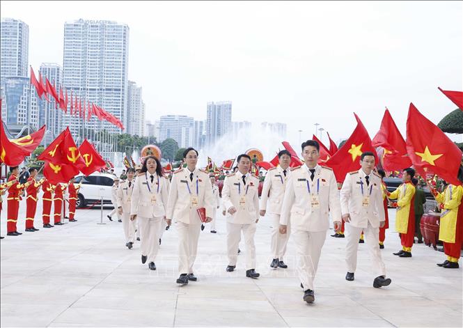 Các đại biểu đến dự Đại hội. Ảnh: Thống Nhất – TTXVN