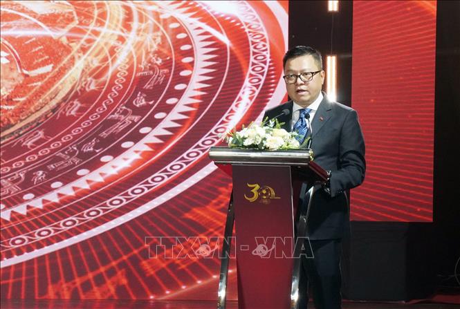 Ông Lê Quốc Minh, Ủy viên Trung ương Đảng, Phó Trưởng Ban Tuyên giáo và Dân vận Trung ương, Tổng Biên tập Báo Nhân Dân, Chủ tịch Hội Nhà báo Việt Nam phát biểu tại lễ trao giải. Ảnh: Trung Tuyến - TTXVN