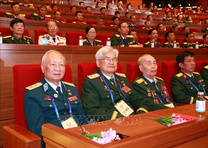 Các Anh hùng Lực lượng vũ trang nhân dân dự Đại hội. Ảnh: Trọng Đức - TTXVN