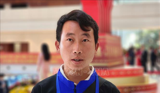 Trưởng bản Mùa A Thi - người hùng của bản Háng Pu Xi, xã Xa Dung, tỉnh Điện Biên đã sáng suốt, quyết đoán, dũng cảm di dời 90 người dân trước khi lũ quét đổ về. Ảnh: Chu Thanh Vân - TTXVN