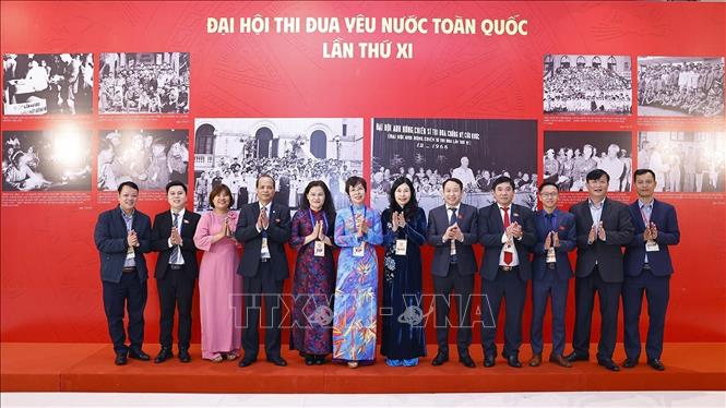 Đoàn đại biểu Thông tấn xã Việt Nam tham dự và đưa tin Đại hội Thi đua yêu nước toàn quốc lần thứ XI. Ảnh: Doãn Tấn - TTXVN