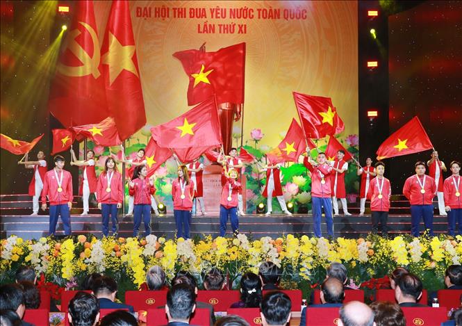 Đoàn các vận động viên tiêu biểu tham dự đại hội. Ảnh: Trọng Đức - TTXVN