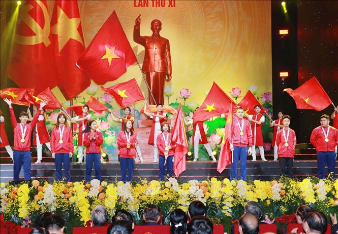 Đoàn các vận động viên tiêu biểu tham dự đại hội. Ảnh: Trọng Đức - TTXVN