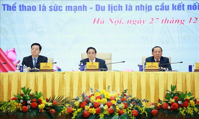 Thủ tướng Phạm Minh Chính và lãnh đạo Bộ Văn hoá, Thể thao và Du lịch dự và chủ trì hành Hội nghị toàn quốc triển khai nhiệm vụ năm 2026 của Ngành. Ảnh: Dương Giang-TTXVN 
