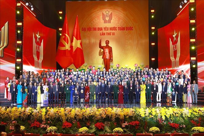 Tổng Bí thư Tô Lâm với các đoàn đại biểu dự đại hội. Ảnh: TTXVN