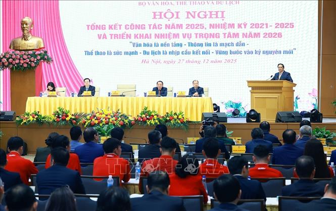 PM Pham Minh Chinh speaks at the conference. VNA Photo: Dương Giang
