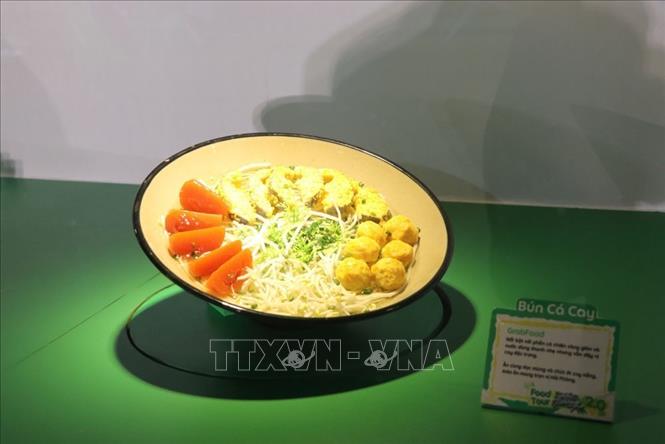 Món ăn được trưng bày, giới thiệu tại sự kiện. Ảnh: Mạnh Minh - TTXVN